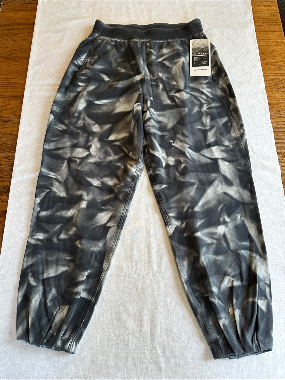 Lululemon LA Tapered Leg Jogger Deep Coal Wave Wash 6 NWT